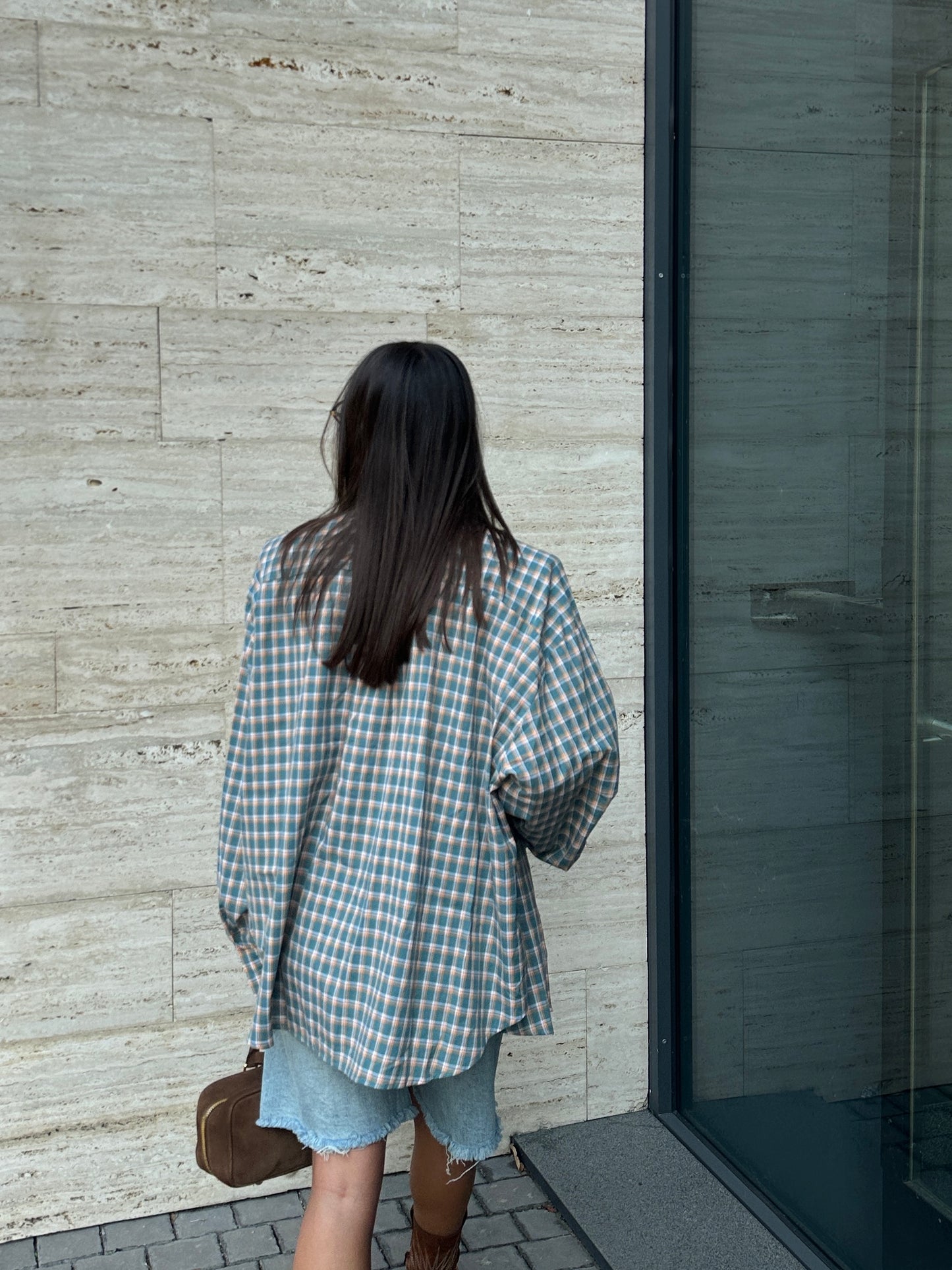 CAMICIA A QUADRI CON SPALLINE IMBOTTITE