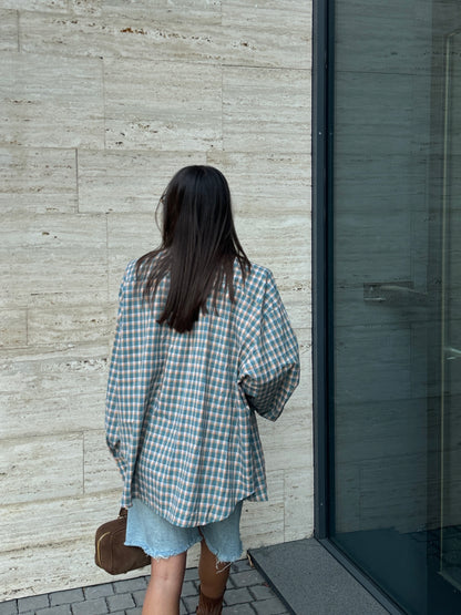 CAMICIA A QUADRI CON SPALLINE IMBOTTITE