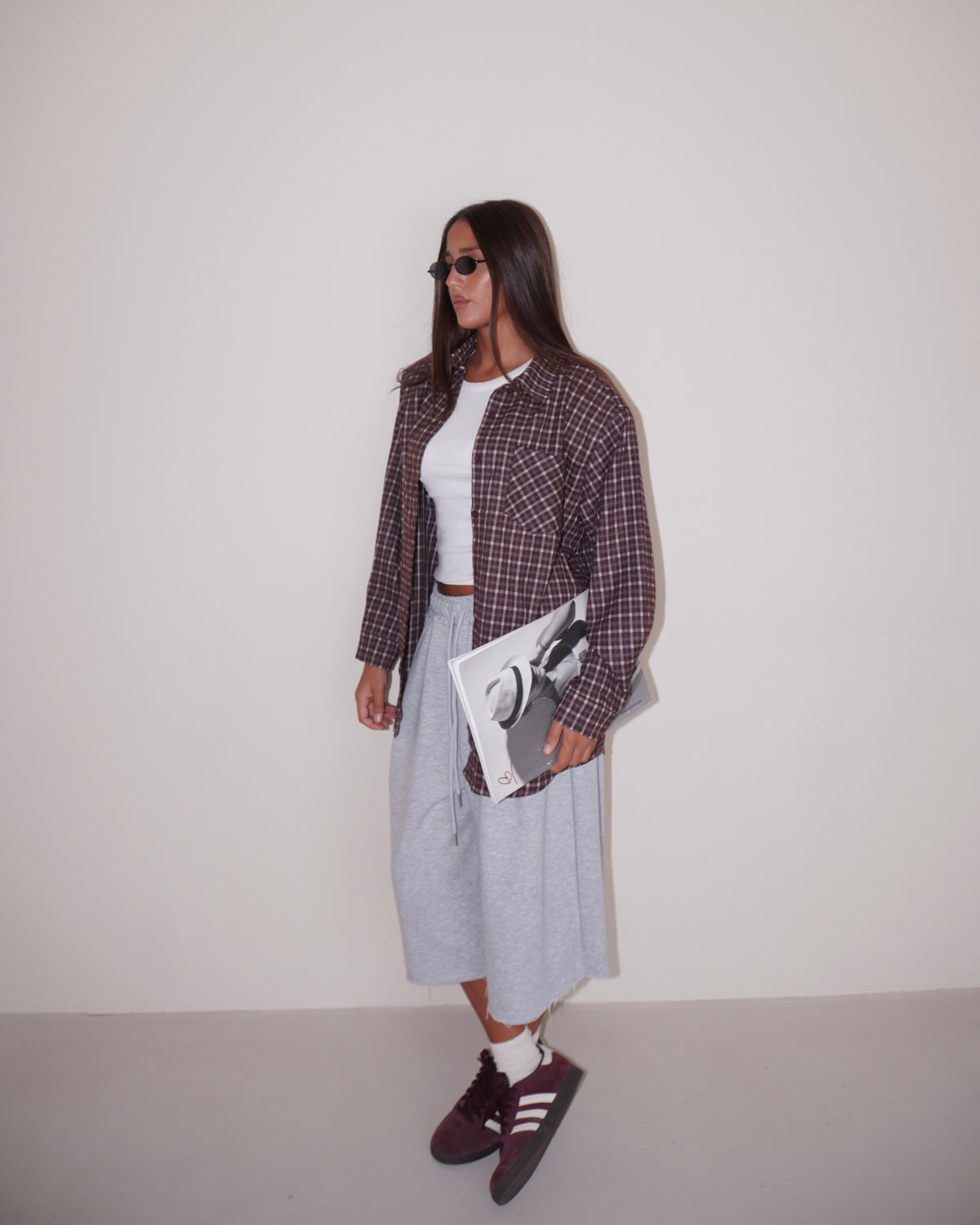 CAMICIA CON SPALLE STRUTTURATE A QUADRI