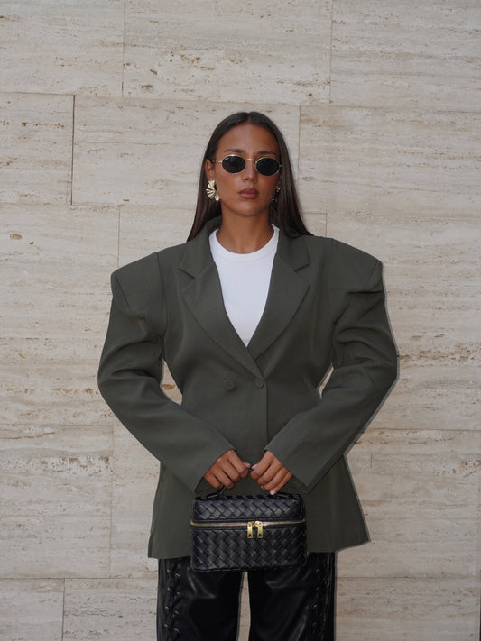 BLAZER CON SPALLINE IMBOTTITE