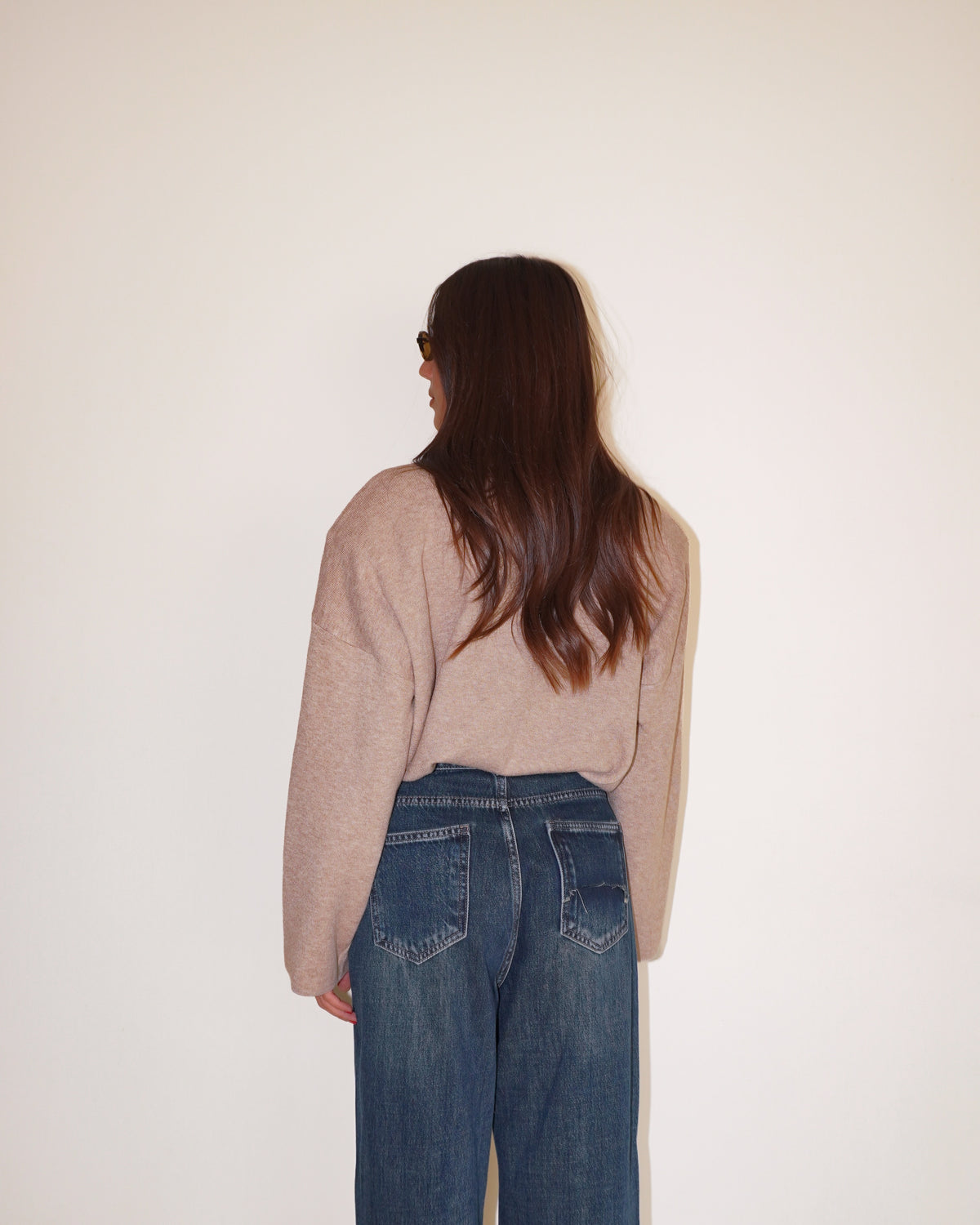 JEANS EFFETTO ROVINATO CON RISVOLTI