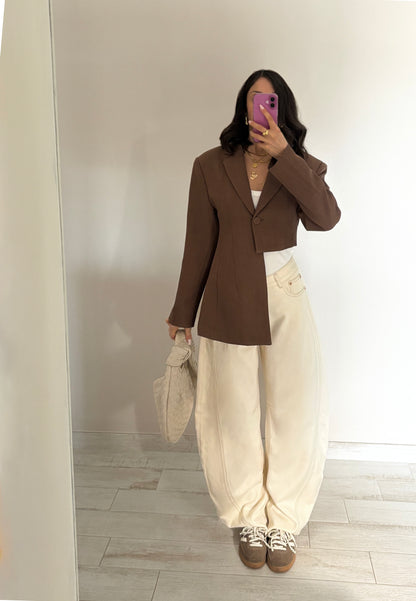 BLAZER ASIMMETRICO CON SPALLINE IMBOTTITE