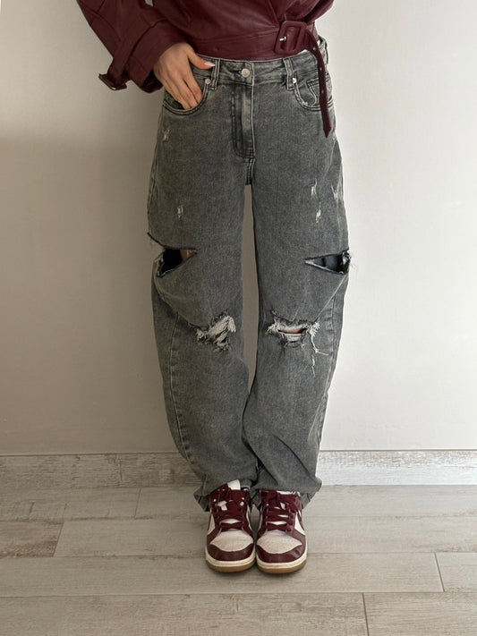 JEANS BAGGY CON STRAPPI