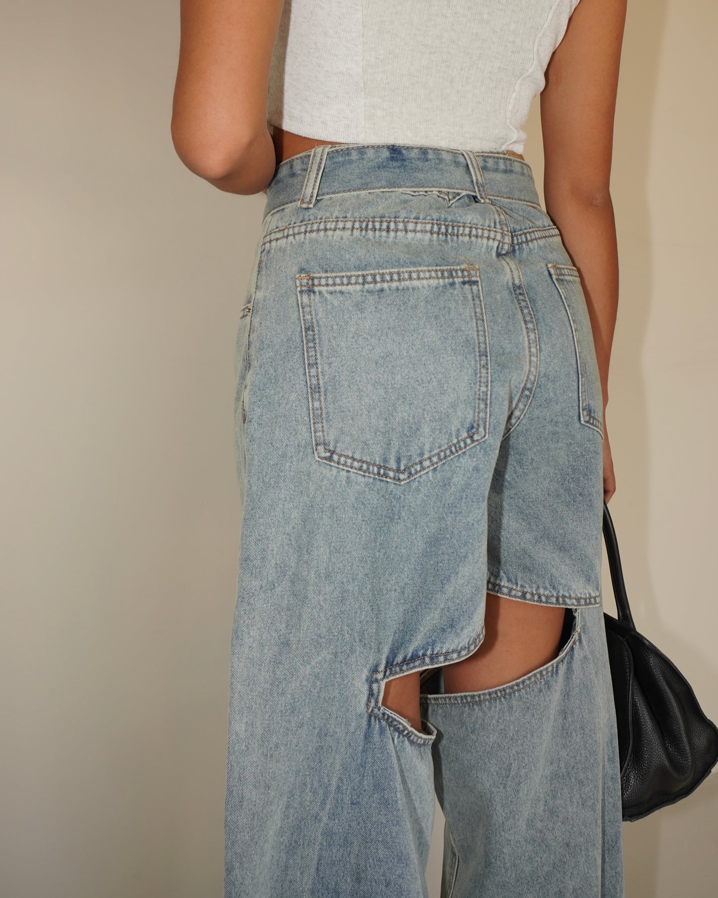 JEANS CUT OUT