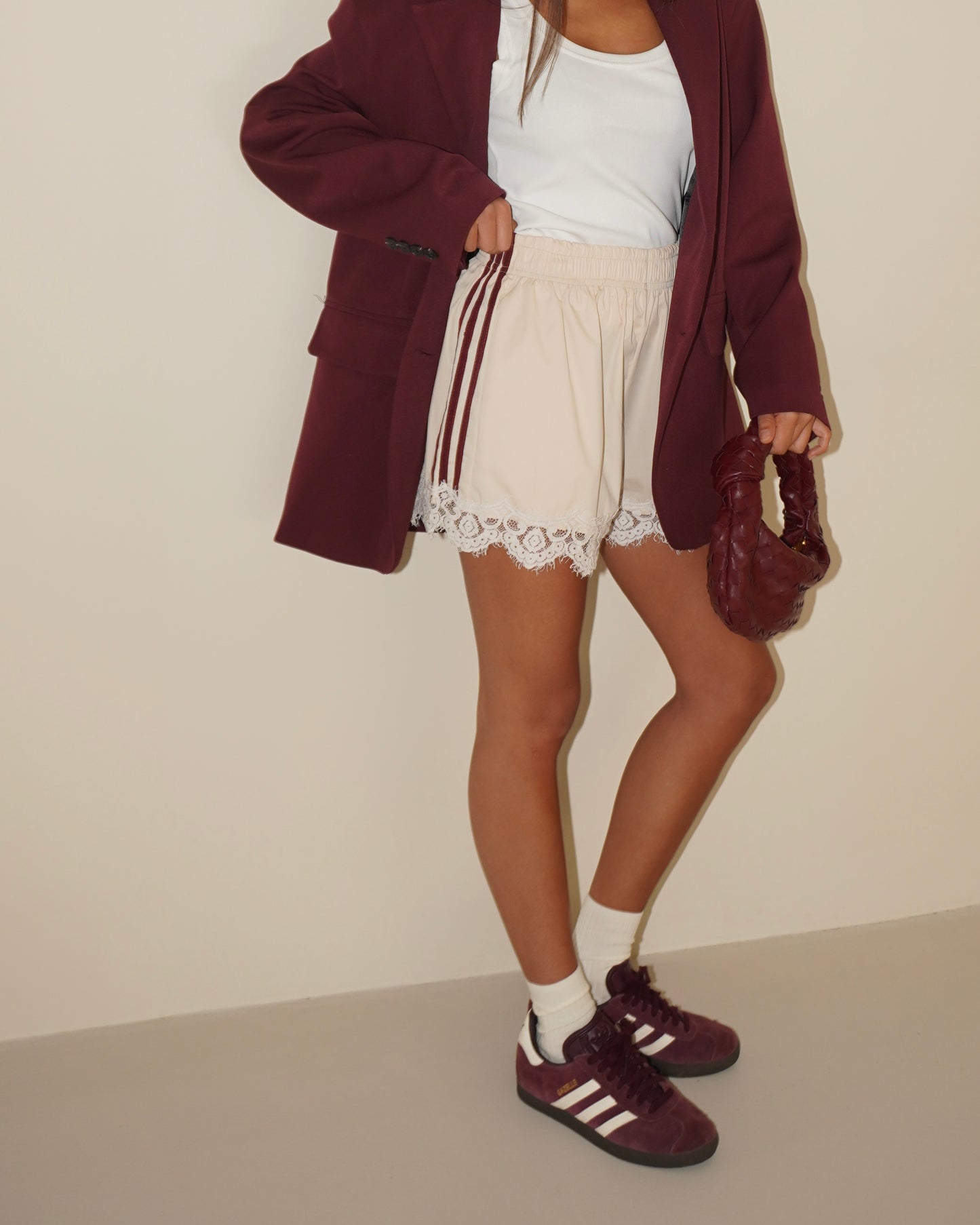 SHORTS CON BANDE LATERALI LUMINA