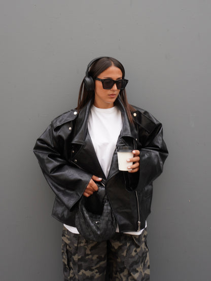 BIKER IN ECOPELLE MARTELLATA