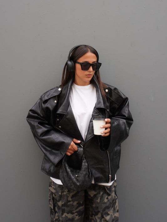 BIKER IN ECOPELLE MARTELLATA