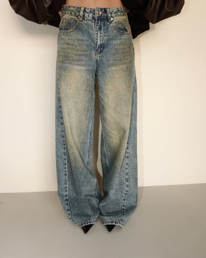 JEANS STRAIGHT CON TASCHE IN ECOPELLE