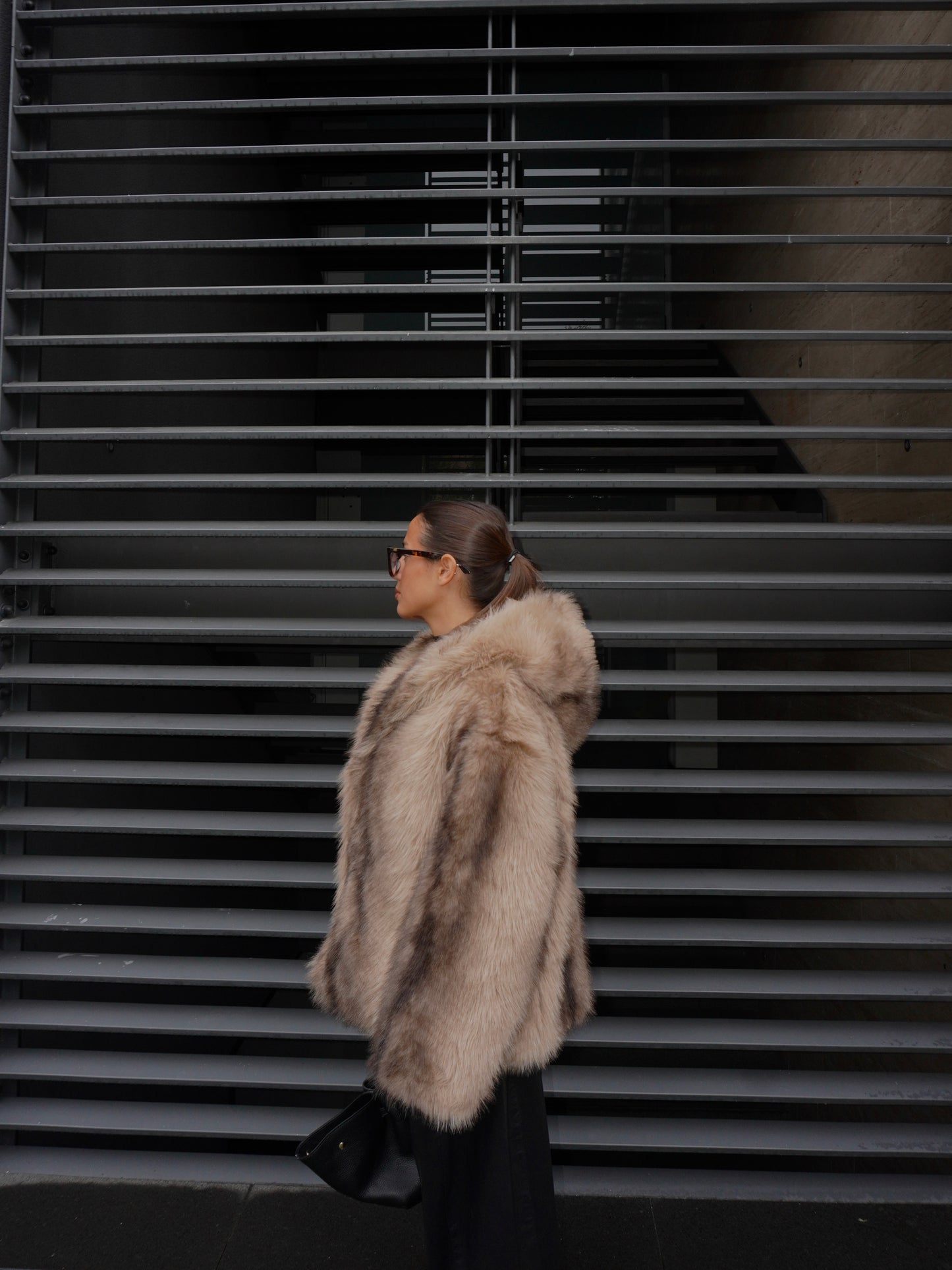 ECOPELLICCIA CON CAPPUCCIO