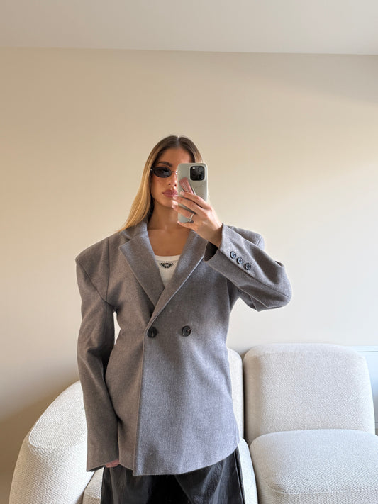 BLAZER CON SPALLE IMBOTTITE