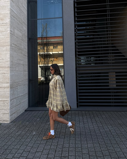 ABITO CAMICIA CON SPALLE IMBOTTITE