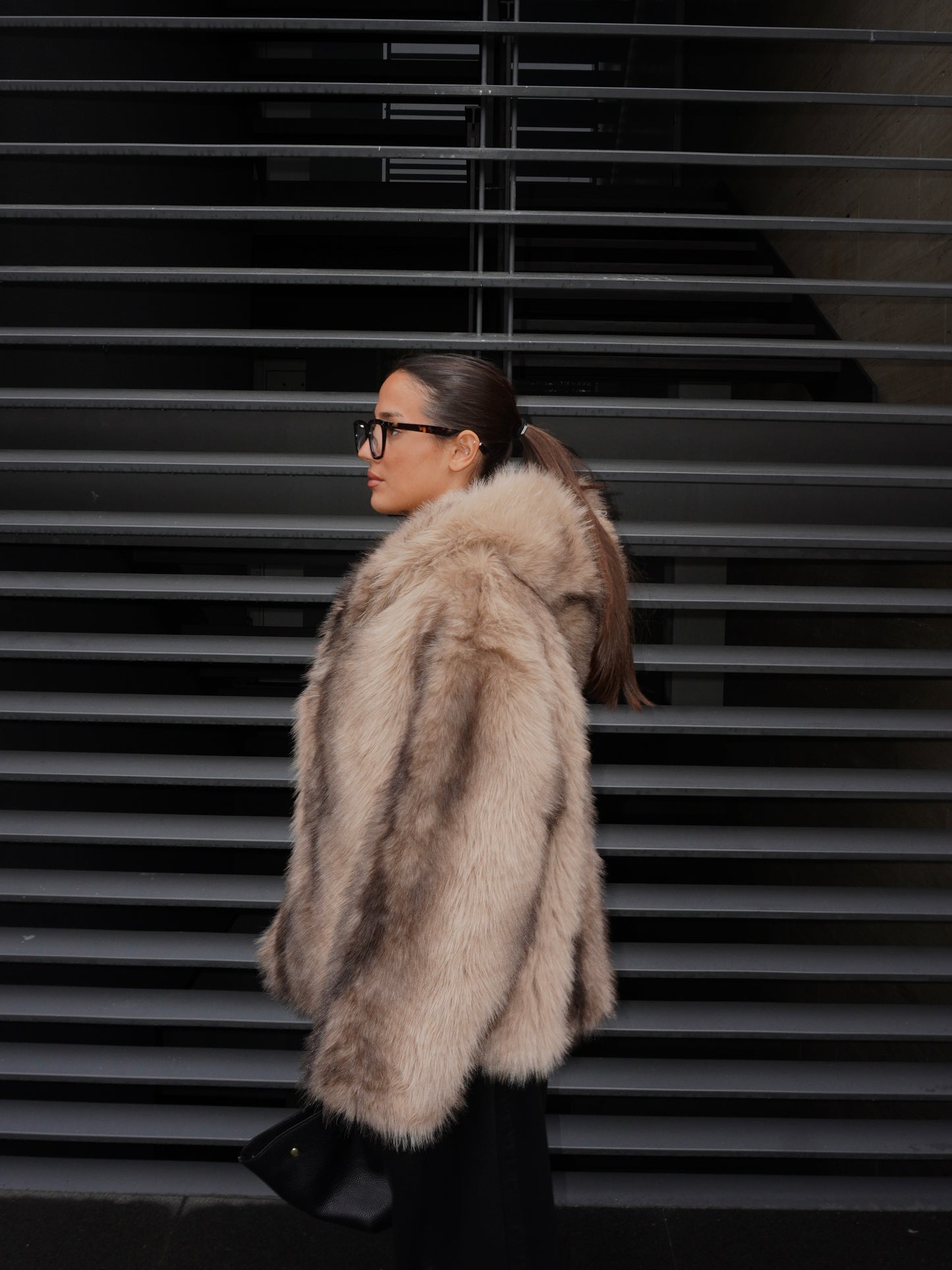 ECOPELLICCIA CON CAPPUCCIO