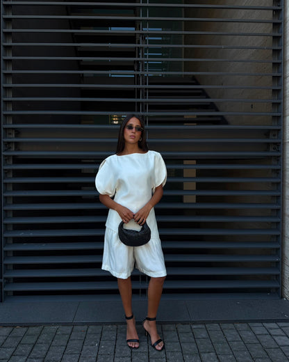 COMPLETO MAGLIA MANICA SBUFFO E BERMUDA
