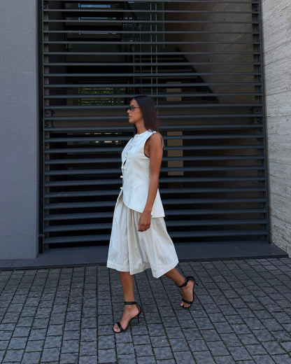 GILET IN LINO CON ALAMARI
